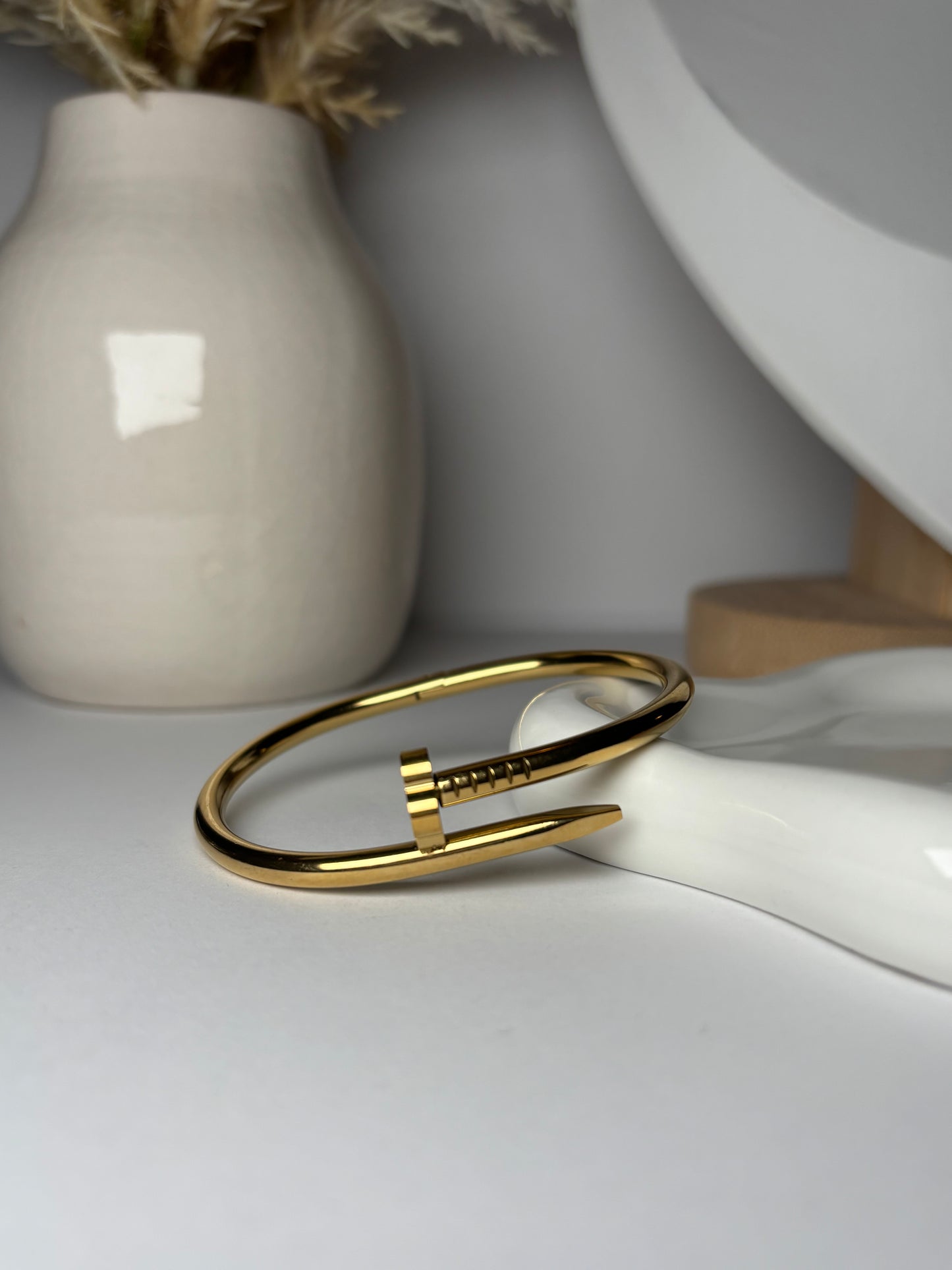 Fleuré Bangle