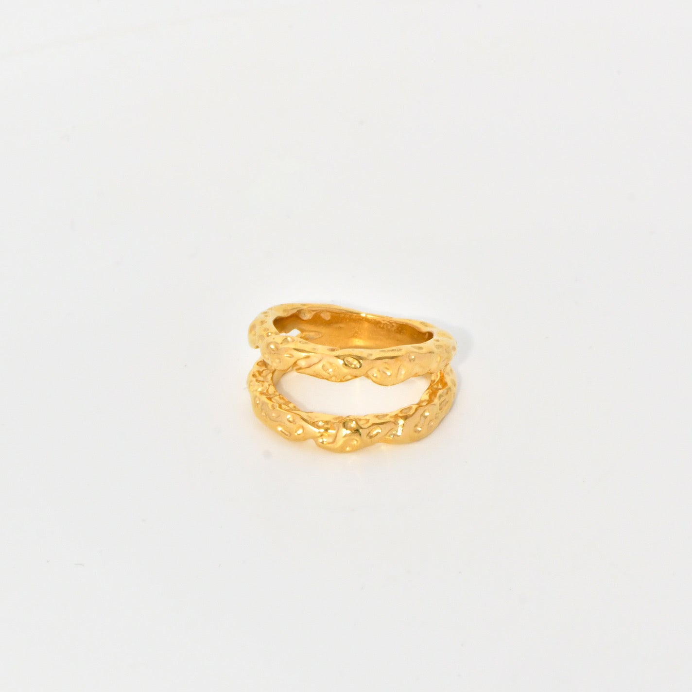 Izzy ring